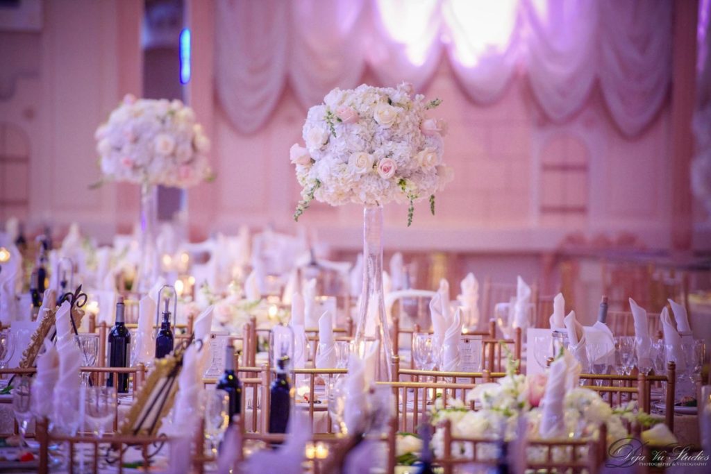 Indoor Dinning Perfect Wedding Timeline for a Celebration