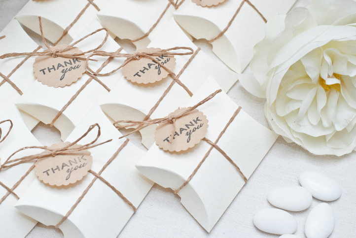 10 Creative Wedding Favor Ideas Your Guests Will Love